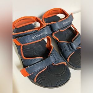 Columbia good condition velcro play sandals navy blue orange little kids 13